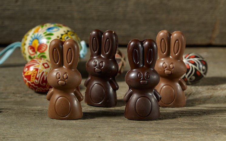 Dean's Sweets nut free chocolate Easter bunnies